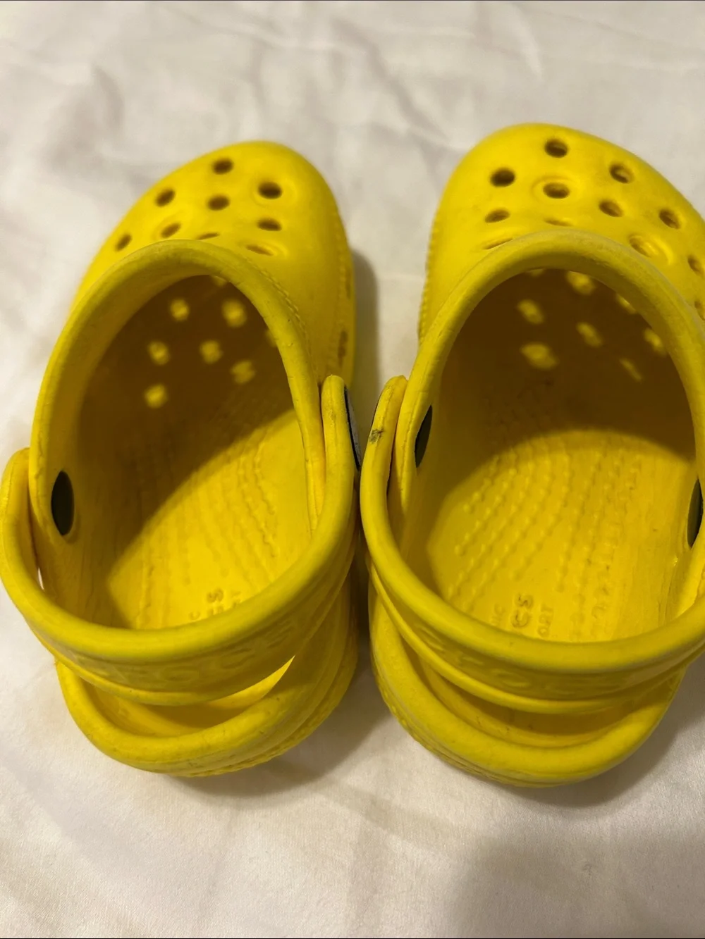 Crocs Yellow Kids Clog Sandals - Lightweight Slip-On, Size C5.